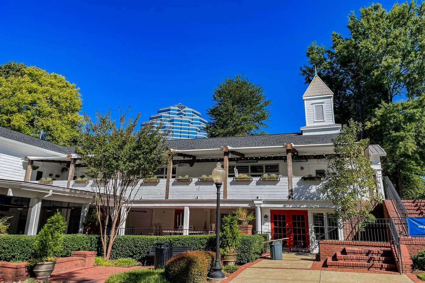 commercial-screen-enclosure-florida