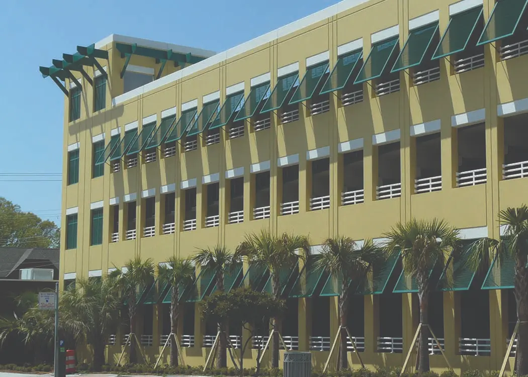 motorized-retractable-patio-screens